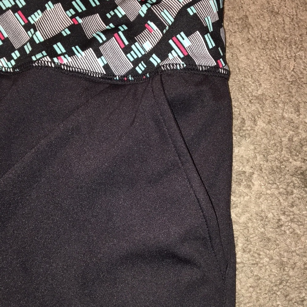 GSX by Grand Slam Black w Multicolored Waist Skort - Picture 5 of 6